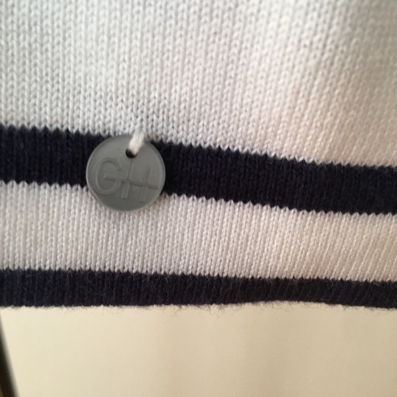 Top - Picture 2 of 5